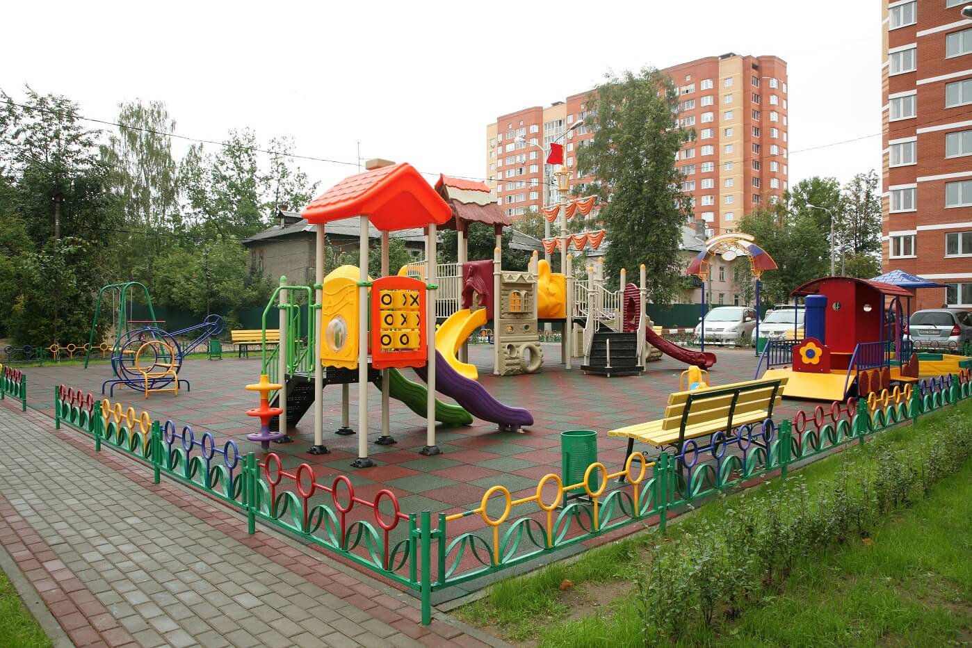 Установка детских площадок